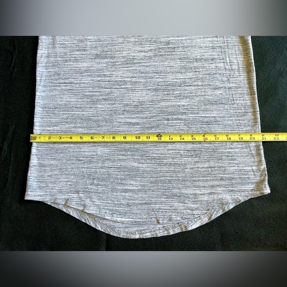 NFL Pittsburgh Steelers Men’s Gray T-Shirt Size Large Longer Length - Picture 3 of 6